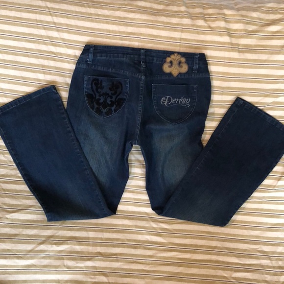 Dereon Jeans - Picture 4 of 8